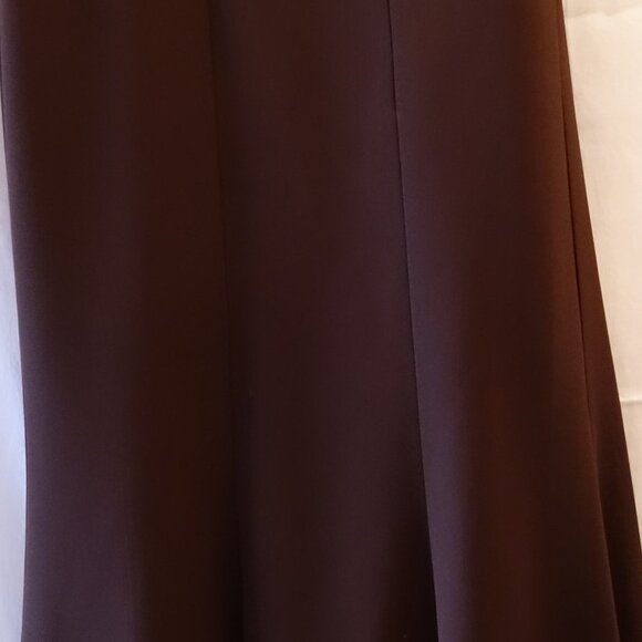 🎄2/$50🎄 Brown Textured Midi Skirt with Size Button & Zipper Size 16 - Picture 2 of 3